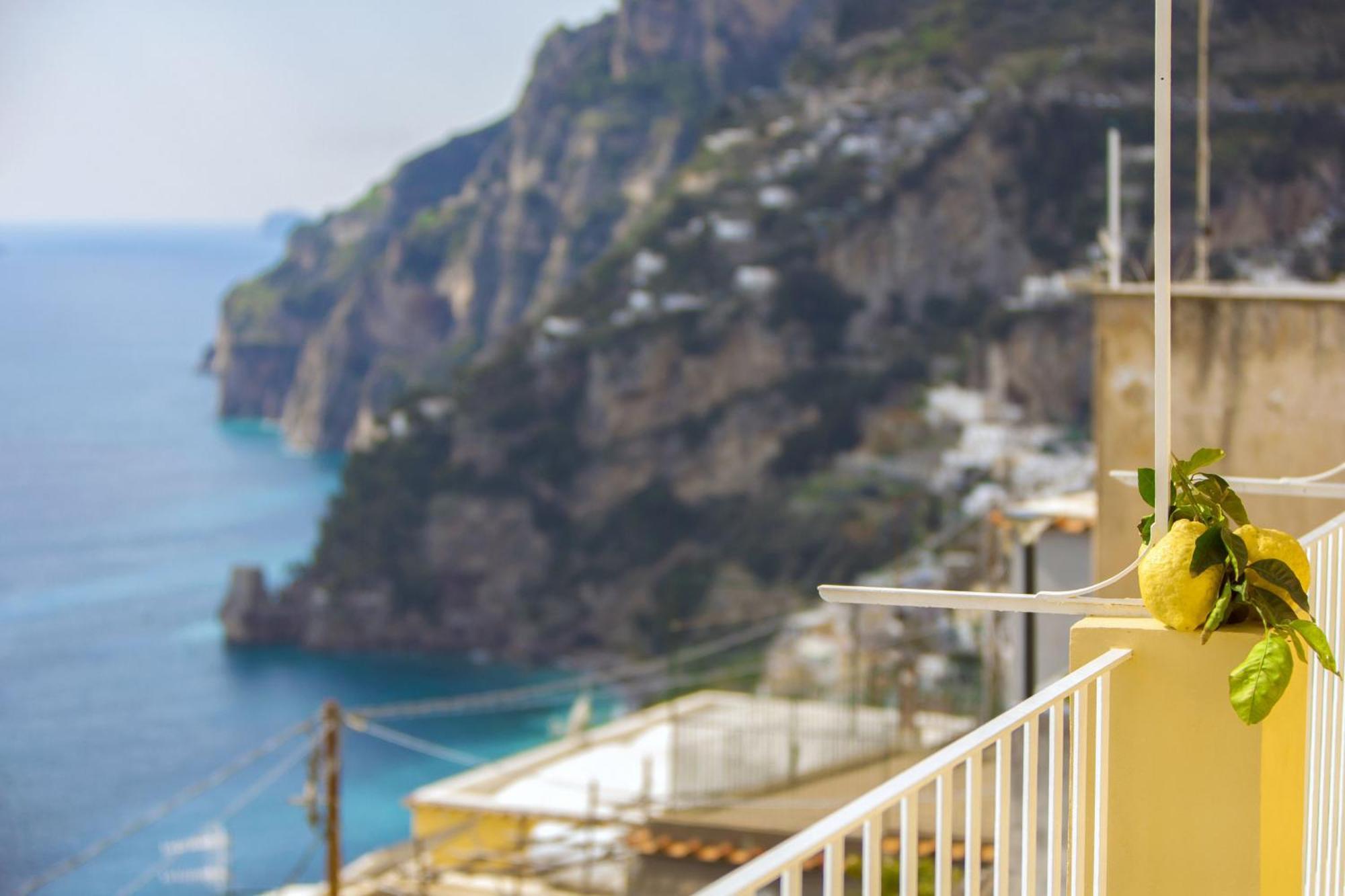 Amore Rentals - Villa Anna Positano Exteriör bild